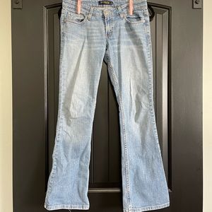 Levi’s 524 Womens flare jeans